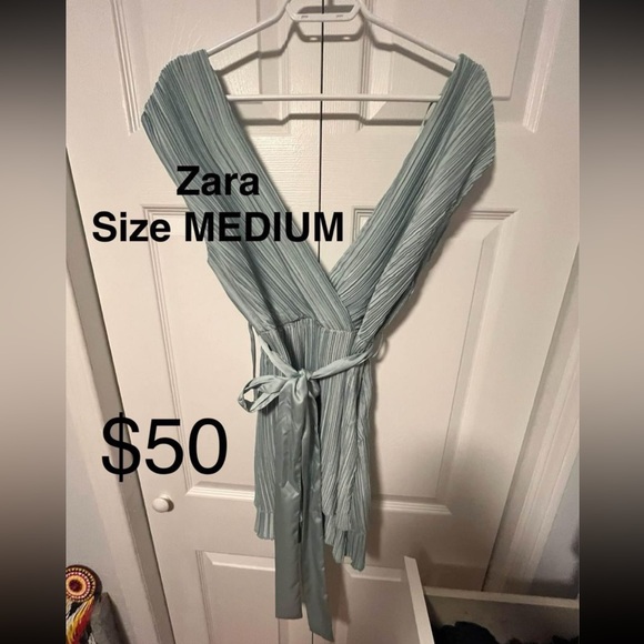 PLEATED JUMPSUIT WITH BELT - Picture 2 of 3